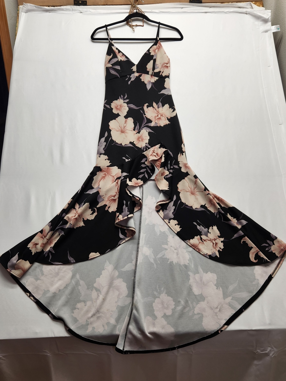 ⭐️A’GACI Black Floral High Low Maxi Dress Small Ruffle V-Neck Spaghetti Strap
